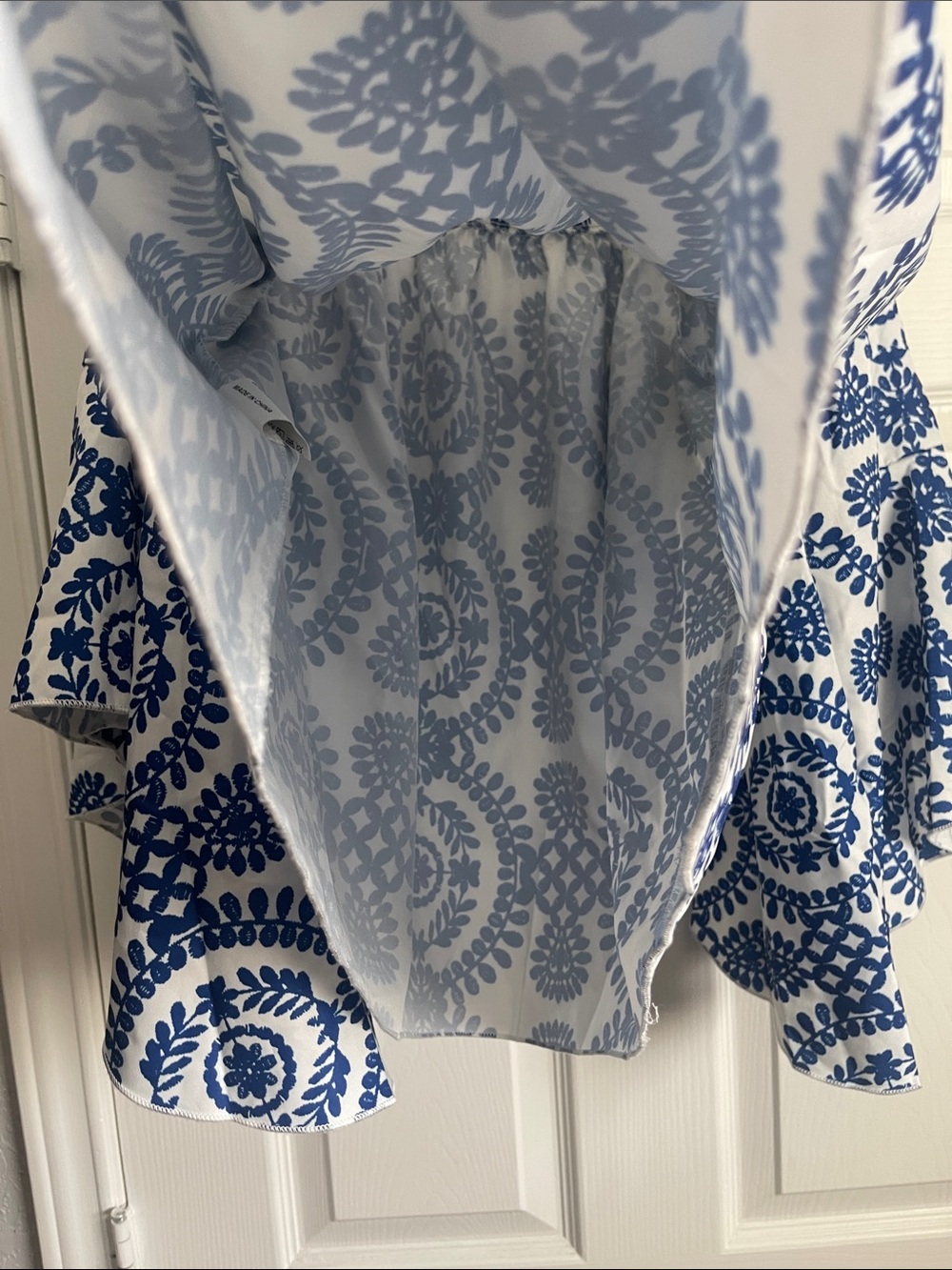 White Off-Shoulder/Blouse with Blue Medallion Print - Picture 6 of 8